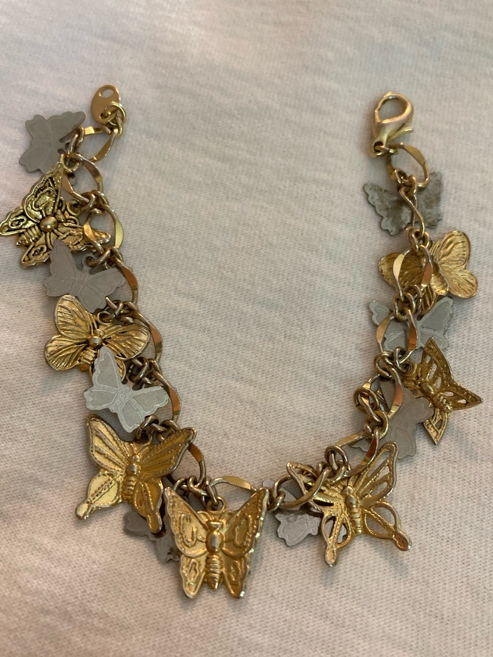 Avon Signed Vintage Butterfly Charms Bracelet